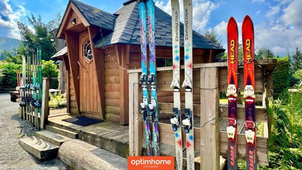 🌲 Domaine de charme – 2 chalets meublés avec étang privé, vue montagne 🌲 Terrain de 4000m2 environ