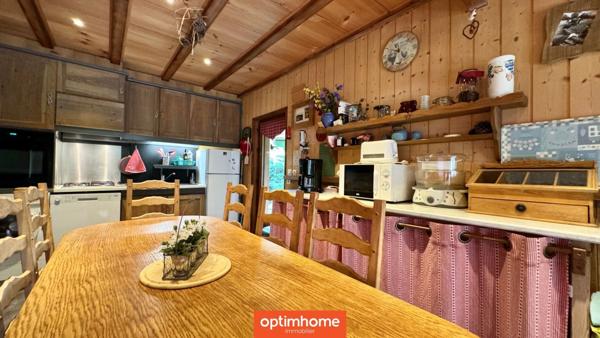 🌲 Domaine de charme – 2 chalets meublés avec étang privé, vue montagne 🌲 Terrain de 4000m2 environ