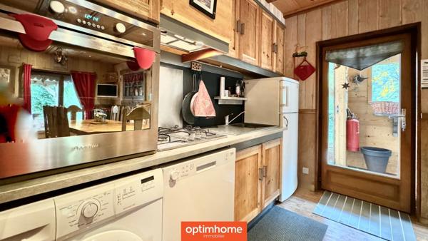 🌲 Domaine de charme – 2 chalets meublés avec étang privé, vue montagne 🌲 Terrain de 4000m2 environ