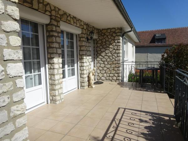 Pavillon à vendre à Nogent-le-Rotrou dans l'Eure-et-Loir (28400), ref : NOG 1035