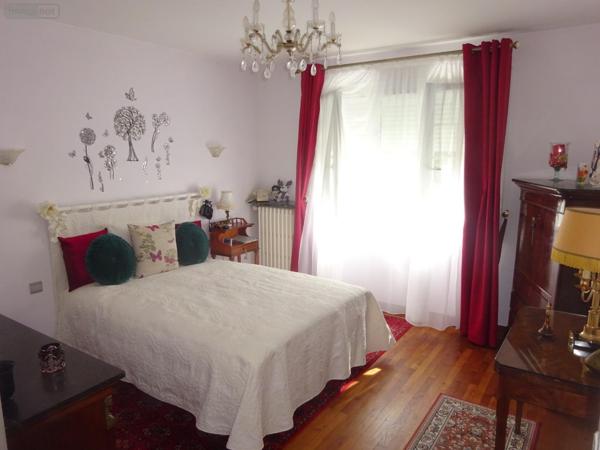 Pavillon à vendre à Nogent-le-Rotrou dans l'Eure-et-Loir (28400), ref : NOG 1035