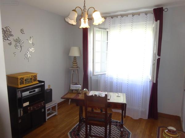 Pavillon à vendre à Nogent-le-Rotrou dans l'Eure-et-Loir (28400), ref : NOG 1035