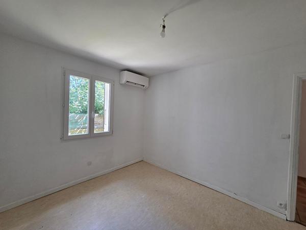 MAISON - GARAGE - CLIMATISATION - ABRI VOITURES
