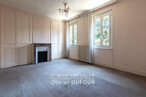 ROUEN CENTRE Maison 5 chambres, véranda, terrasse, cave et atelier au fond du jardin