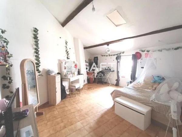 Maison de village à fort potentiel