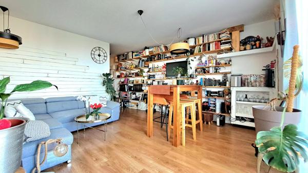 T4 avec terrasse et apeçu mer