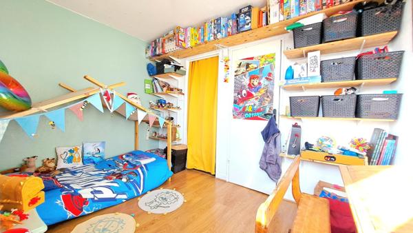 T4 avec terrasse et apeçu mer