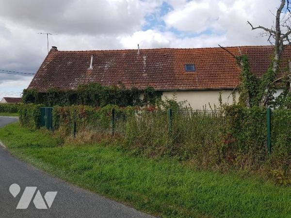 A VENDRE - A VATAN (36) -  Pour les amoureux de la campagne, cette maison à usage d'habitation ...