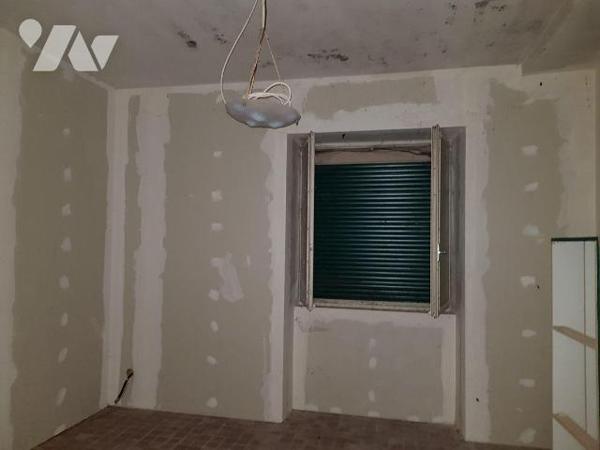 A VENDRE - A VATAN (36) -  Pour les amoureux de la campagne, cette maison à usage d'habitation ...