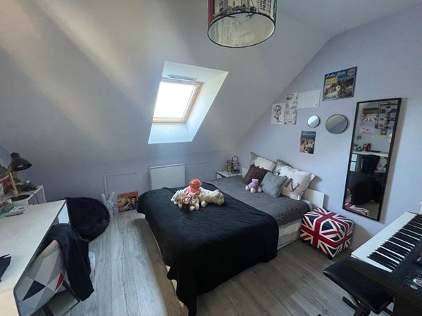 Maison Familiale de 171 m² - 7 Pièces, 4 Chambres avec Grand Jardin !