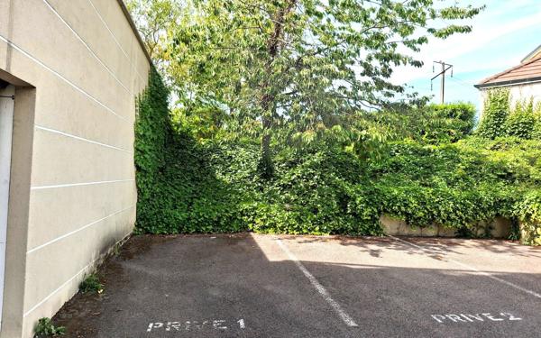 Stationnement à vendre