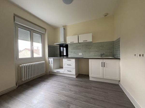 Maison à louer |  Confolens |  4 pièces | 79 m²