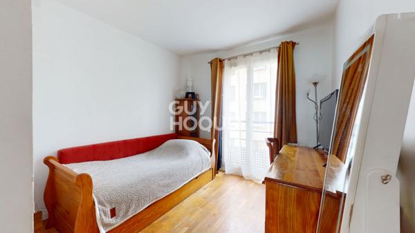 Appartement 5 pièces avec vue dégagée en coeur de ville - Mairie des Lilas