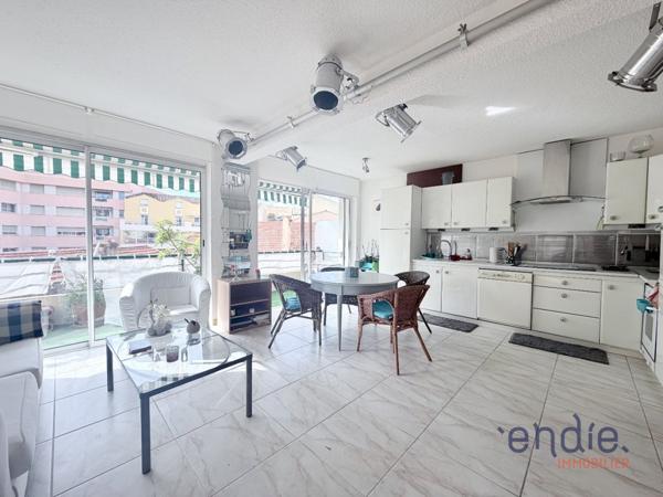 SAINT RAPHAEL T3 TERRASSE ET BALCON
