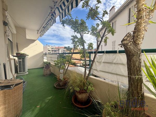 SAINT RAPHAEL T3 TERRASSE ET BALCON