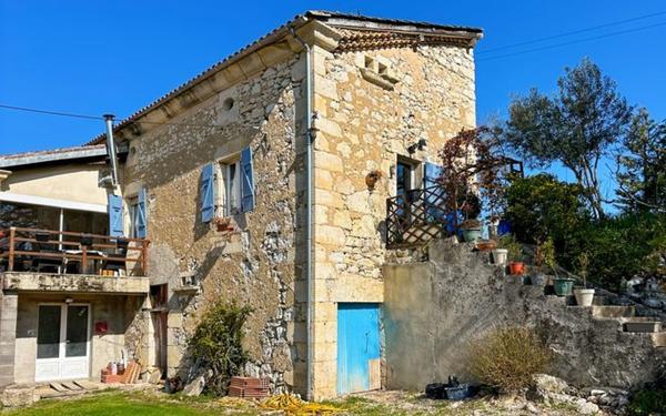 Maison à vendre    4 pièces •  Lectoure