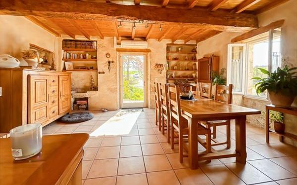 Maison à vendre    4 pièces •  Lectoure