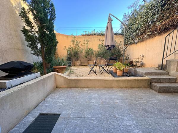 APPARTEMENT Duplex T3 de 61.35m² rénové AIX Centre historique avec jardin privatif 41m2