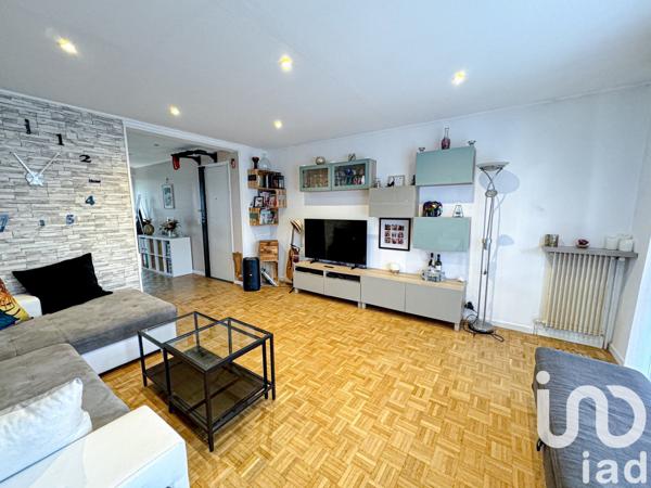 Appartement 2 pièces de 52 m² à Créteil (94000)