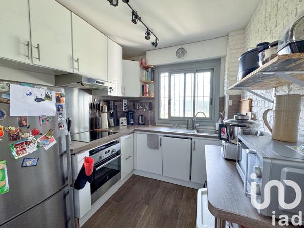 Appartement 2 pièces de 52 m² à Créteil (94000)