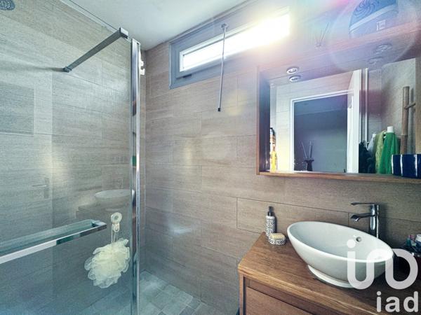 Appartement 2 pièces de 52 m² à Créteil (94000)