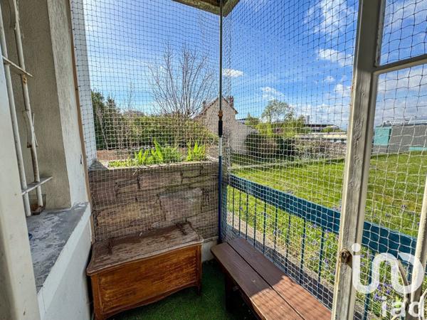 Appartement 2 pièces de 52 m² à Créteil (94000)