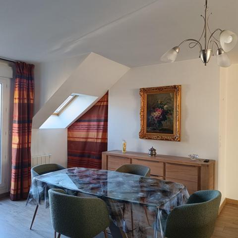 EN PLEIN CENTRE VILLE