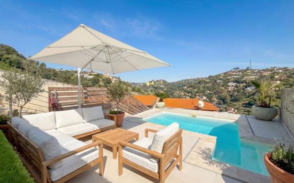 Maison à vendre    4 pièces • 102 m2 Nice