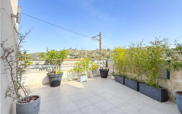 Maison à vendre    4 pièces • 102 m2 Nice