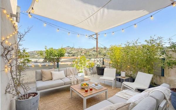 Maison à vendre    4 pièces • 102 m2 Nice