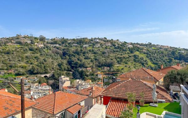 Maison à vendre    4 pièces • 102 m2 Nice