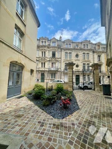 Hyper centre ville de CAEN