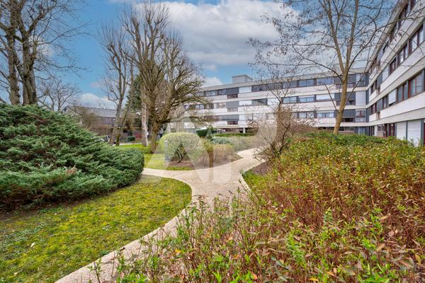 SEVRES RIVE GAUCHE - APPARTEMENT FAMILIAL 495 000 € **  - Référence  596-S
