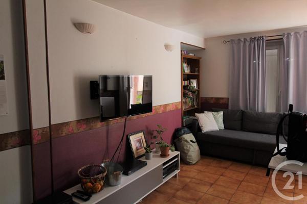 Immeuble à vendre  90 m2 VILLEJUST - 91