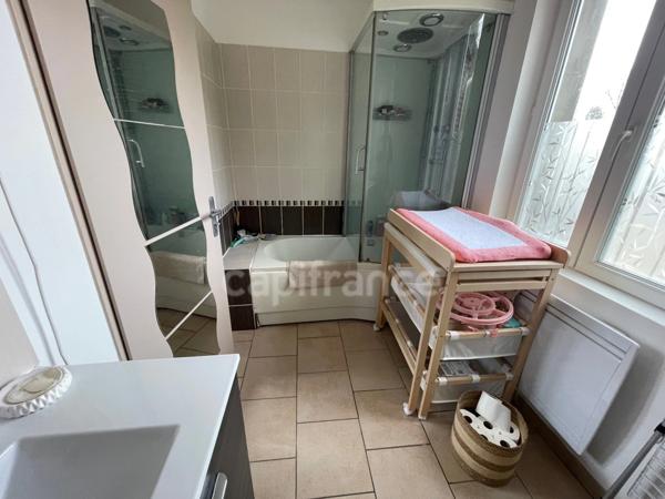 MAISON INDIVIDUEL 1 À 2 CHAMBRES