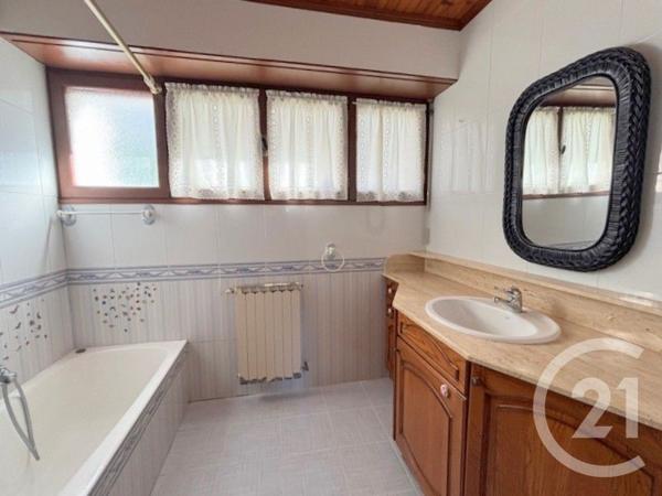 Appartement F3 à vendre  3 pièces - 55 m2 URRUGNE - 64