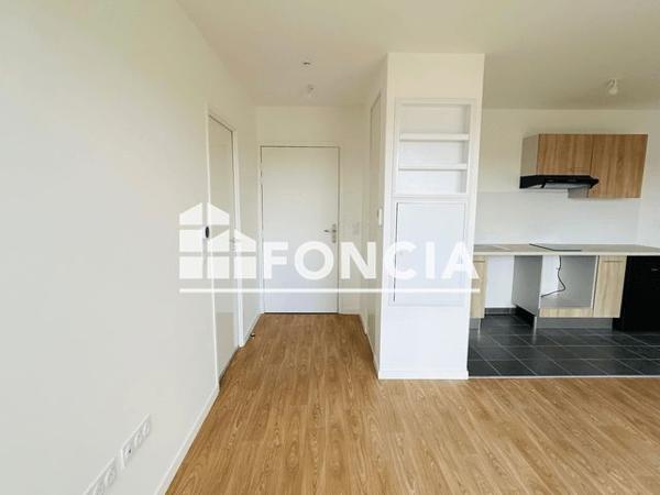 Location Appartement 2 pièces 45.21 m² - 71 ROUTE DE CORBEIL Sainte Genevieve Des Bois 91700