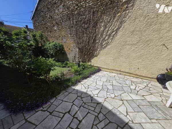 BELLE MAISON T4 AVEC JARDIN CLOS