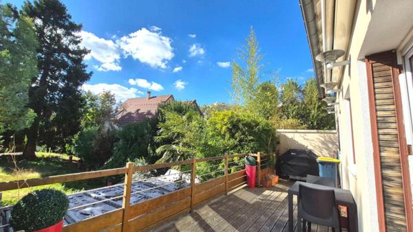 Maison  7 pièces  185 m2  Terrasse et jardin sud - Le Chesnay proche Versailles