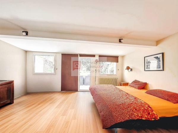 Maison  7 pièces  185 m2  Terrasse et jardin sud - Le Chesnay proche Versailles