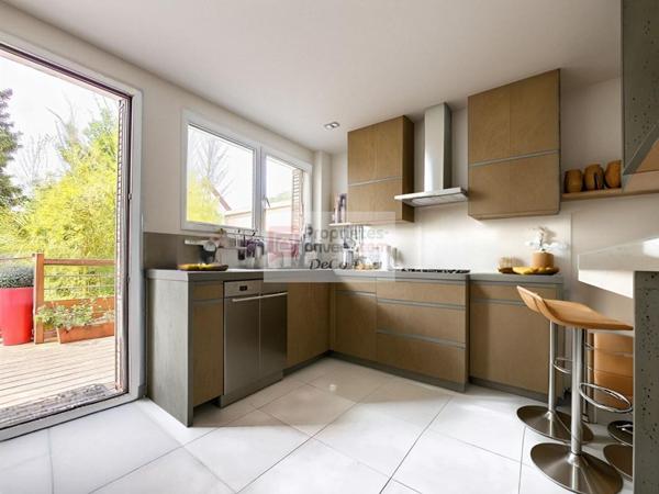 Maison  7 pièces  185 m2  Terrasse et jardin sud - Le Chesnay proche Versailles