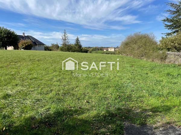 Terrain constructible de 2400 m2