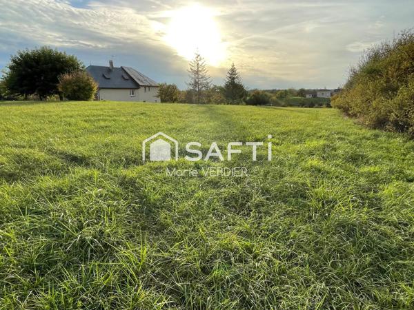 Terrain constructible de 2400 m2
