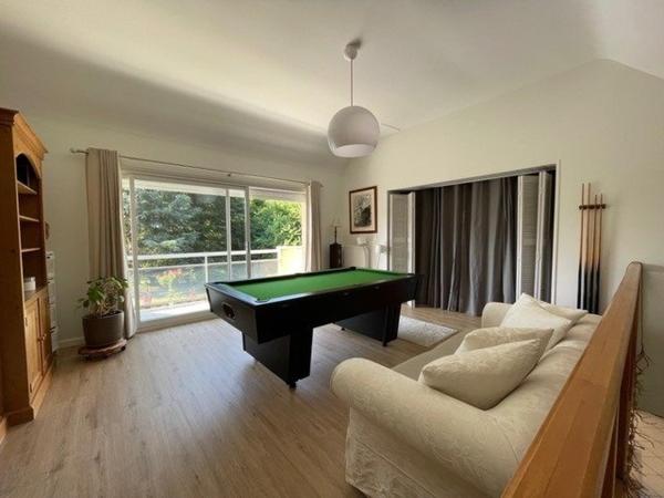 Maison à YVRE-L'EVEQUE, 72530 - 8 pièces 263m²