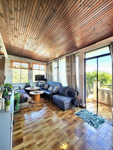 ***La Ciotat ** 2 maisons F3** Terrain 740m² environ***