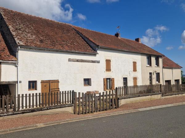 Très belle longère avec terrain, tranquille