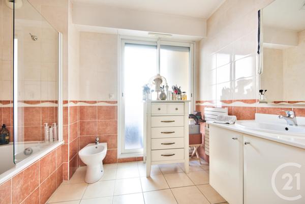 Appartement F3 à vendre  3 pièces - 108,68 m2 BEAUSOLEIL - 06