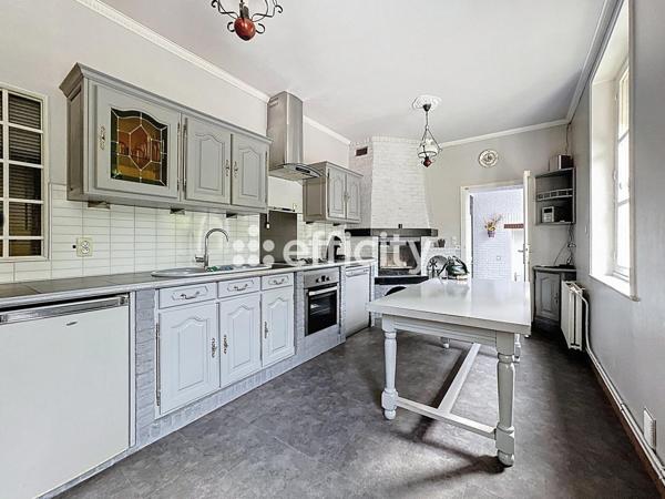 Maison 6 pièces - 185 m²