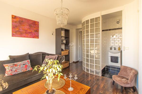 PARIS 18EME - RUE DES CLOYS - METRO LAMARCK-CAULAINCOURT OU JULES JOFFRIN €239 500 ** - Référence NG-6602