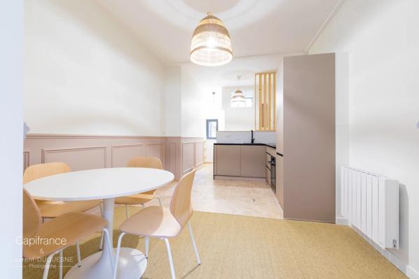 DIJON QUARTIER RUE D 'AUXONNE SUPERBE APPARTEMENT ANCIEN RENOVE